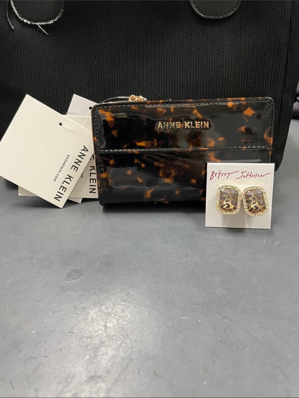 NWT Anne Klein Tortoiseshell Card Case Wallet - Brown/Black, Betsey Johnson NWT